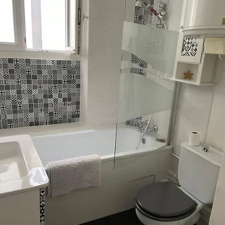 T2 Et Au Calme Apartament Paryż